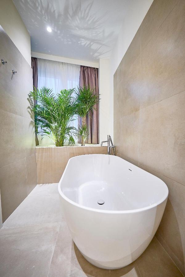 Hotel Leonor Conil コニル・デ・ラ・フロンテラ エクステリア 写真